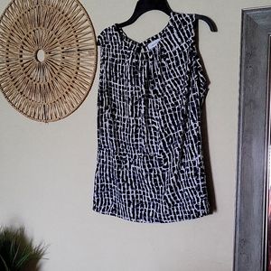 Calvin Klein L Black, white and Blue blouse